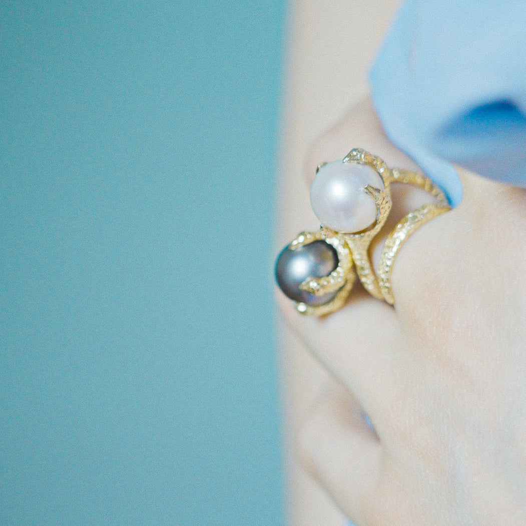 Artemis Talon Ring with Pearl