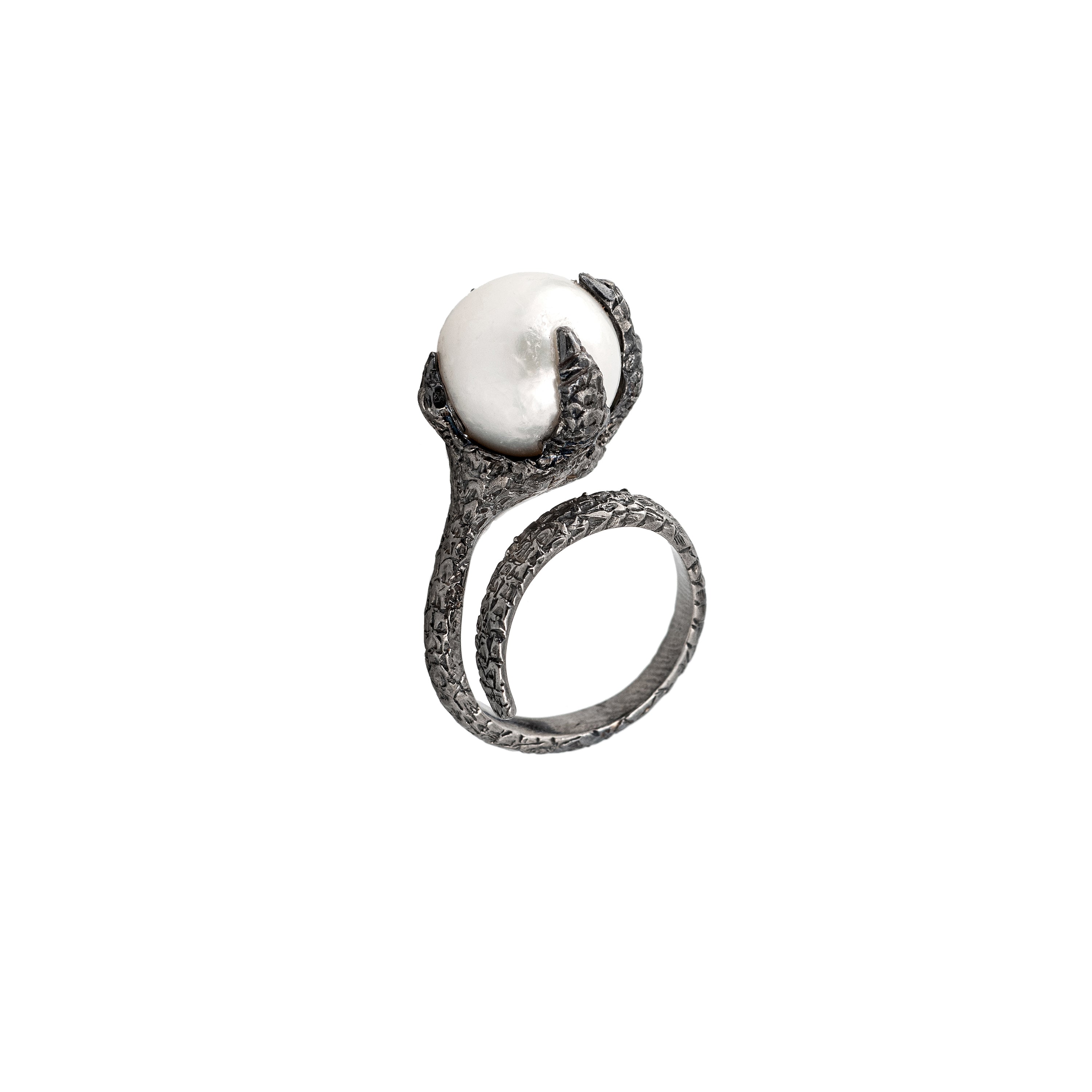 Artemis Talon Ring with Pearl