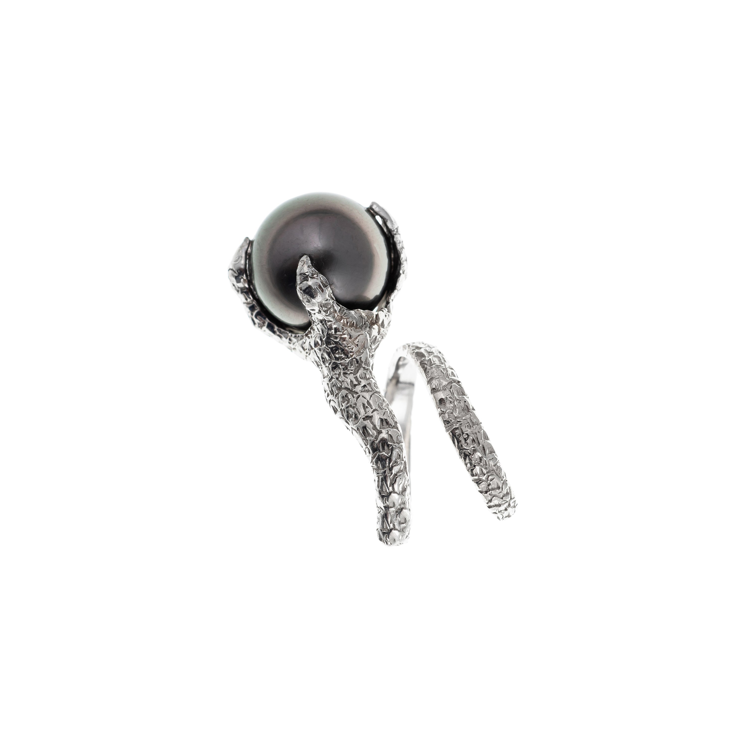 Artemis Talon Ring with Tahitian Pearl