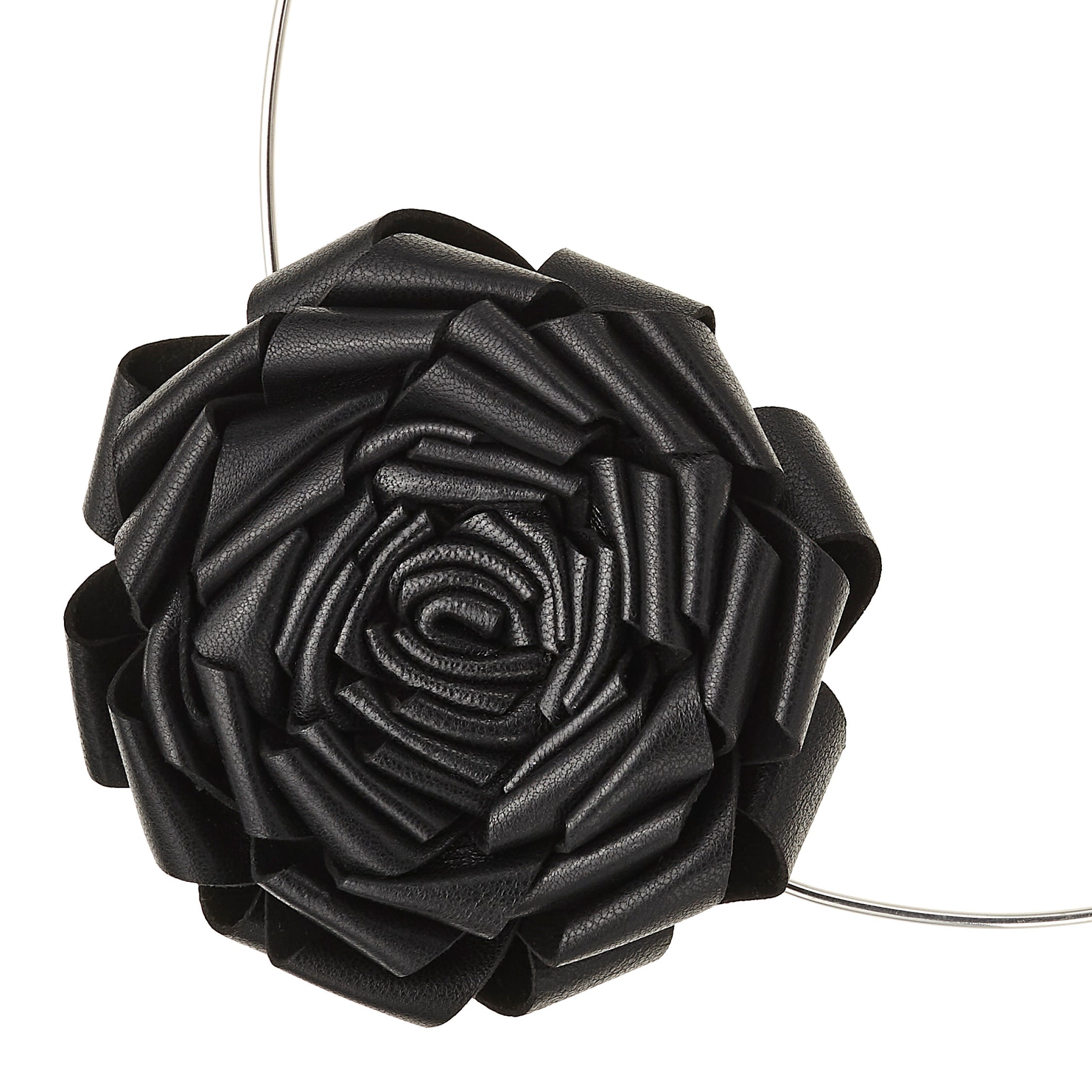 Roses Black Leather Collar