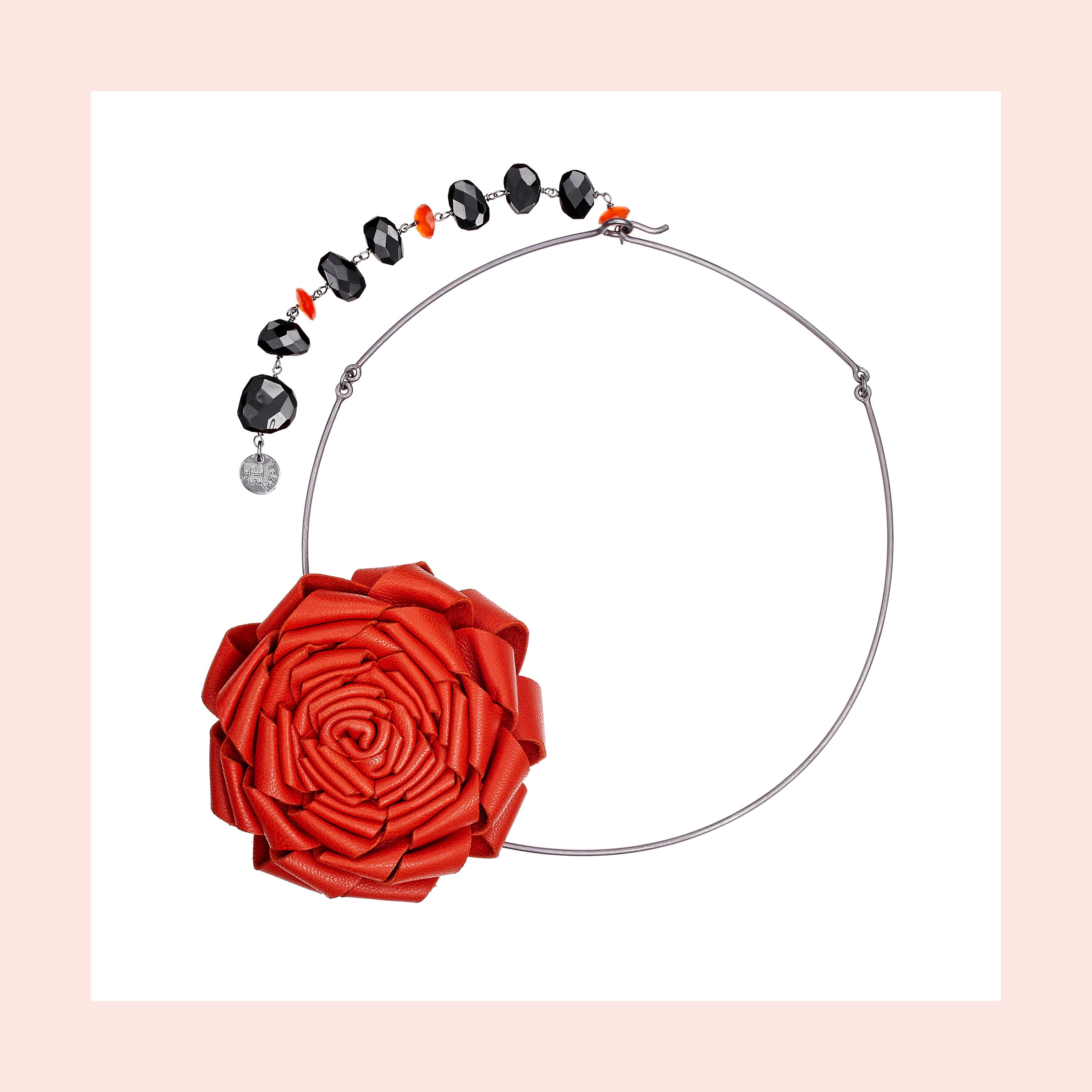 Collana Roses in pelle arancione